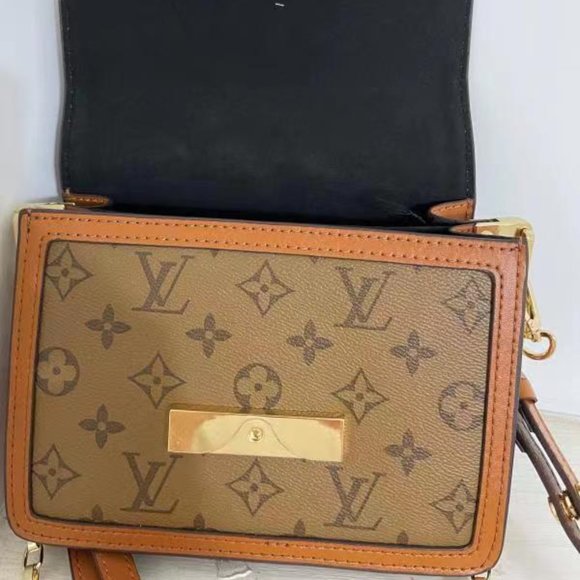LV classic flap ladies bag Daphne bag,